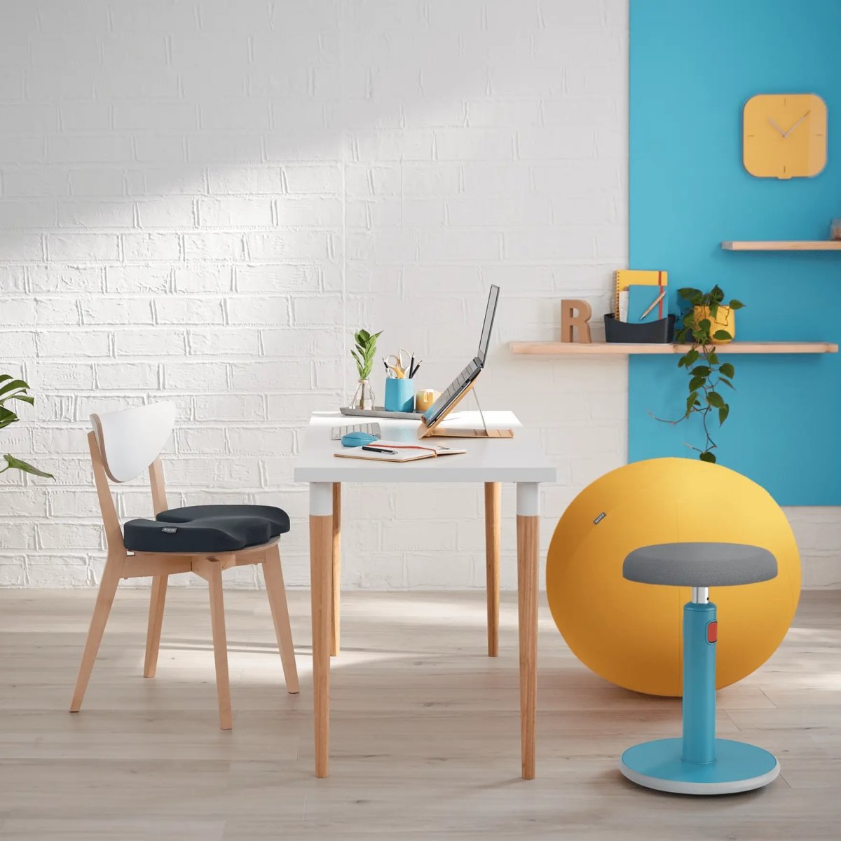 Leitz Ergo Cosy Active Sitt-stå balansstol, gul