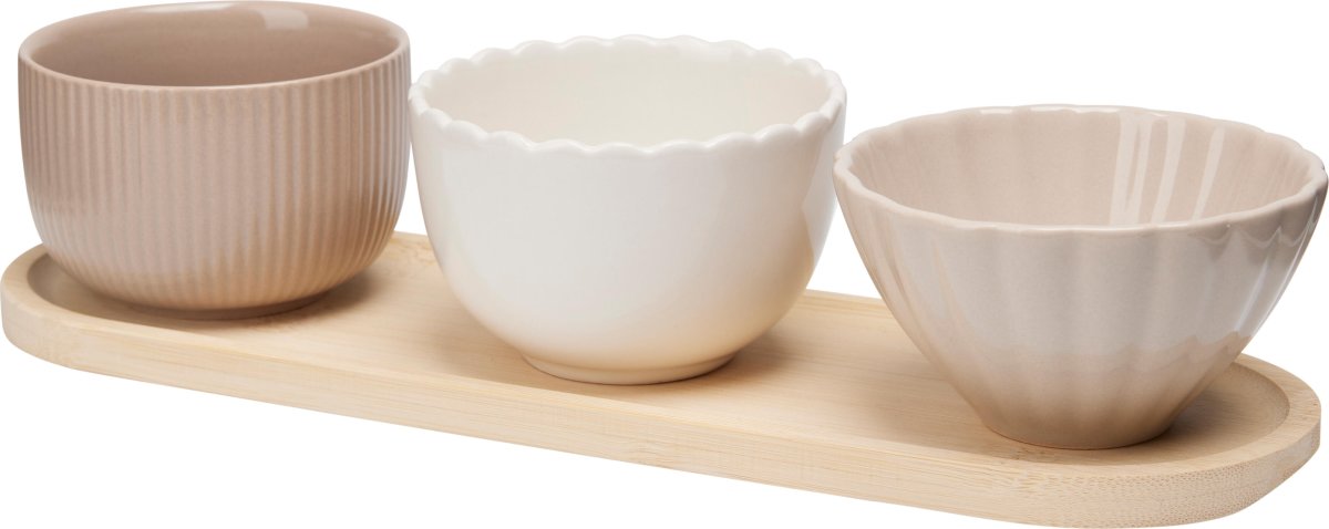 Skålset, 3 stengodsskålar, bambusbricka