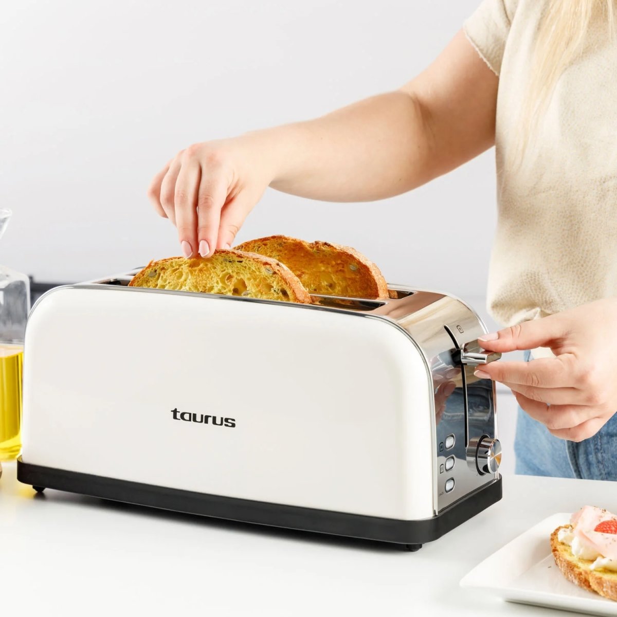 TAURUS Brödrost, Vintage, Lång, Krämfärgad