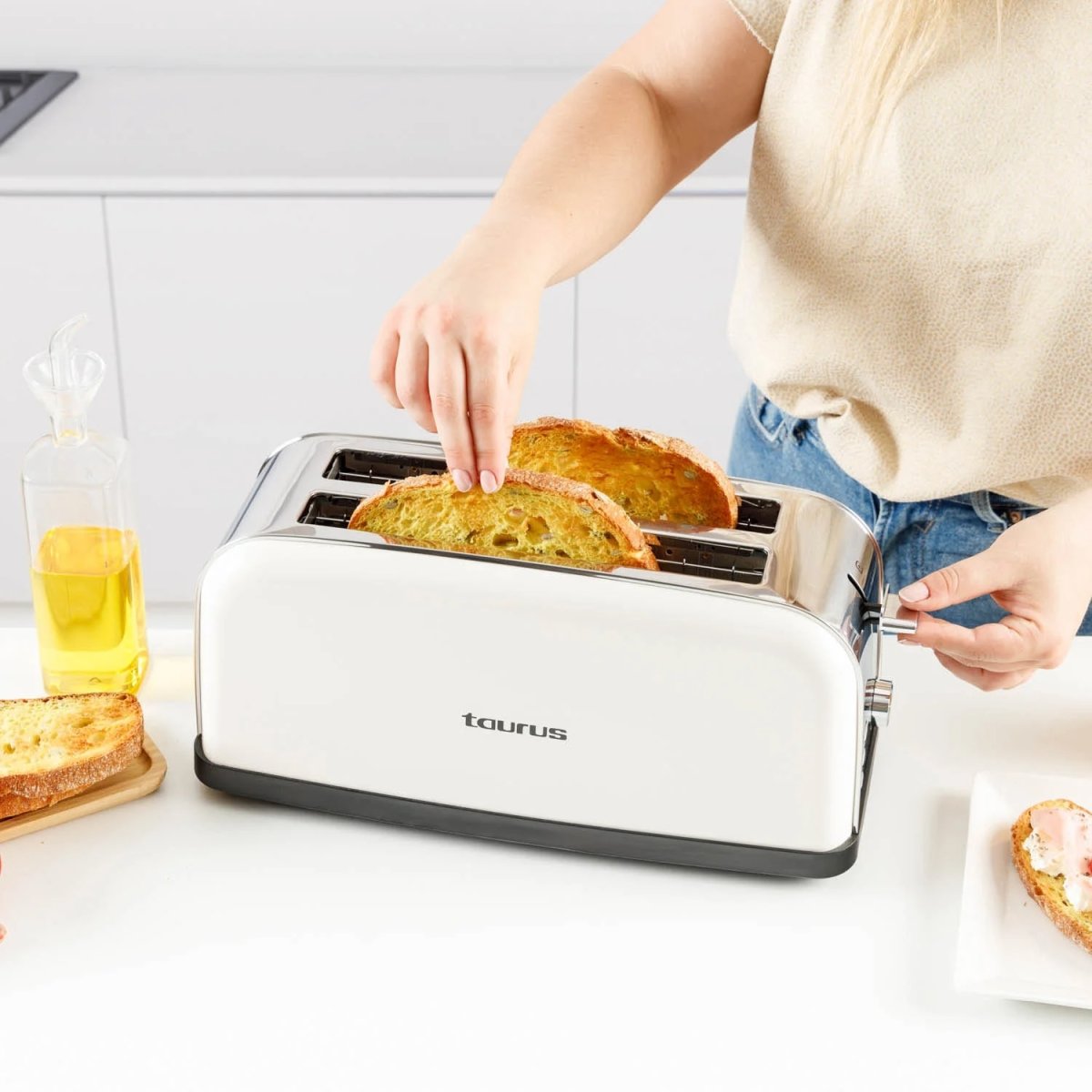 TAURUS Brödrost, Vintage, Lång, Krämfärgad