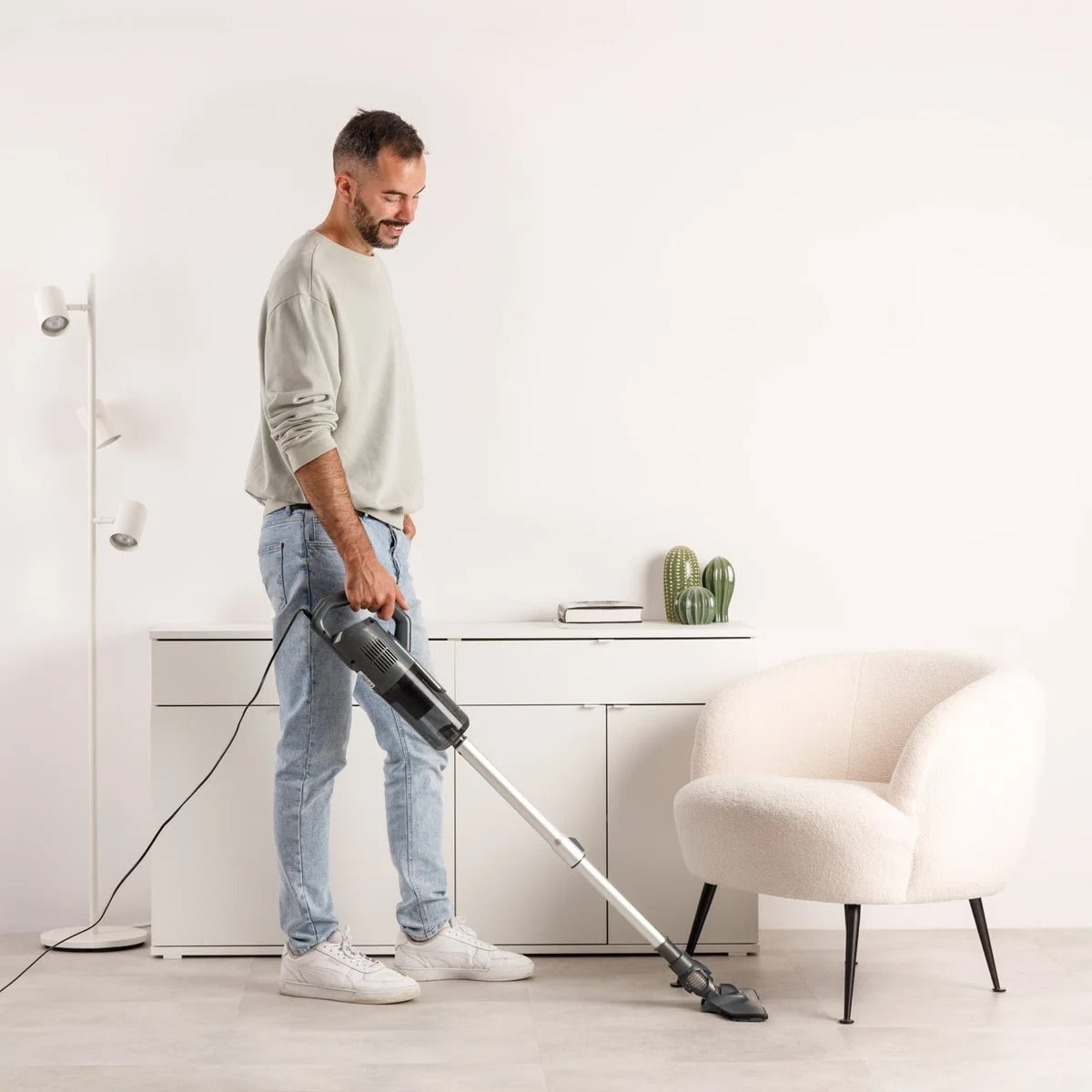 TAURUS Dammsugare, med sladd - Homeland Infinity