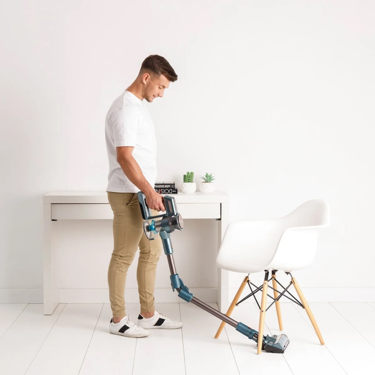 TAURUS Dammsugare, handhållen, med tillbehör