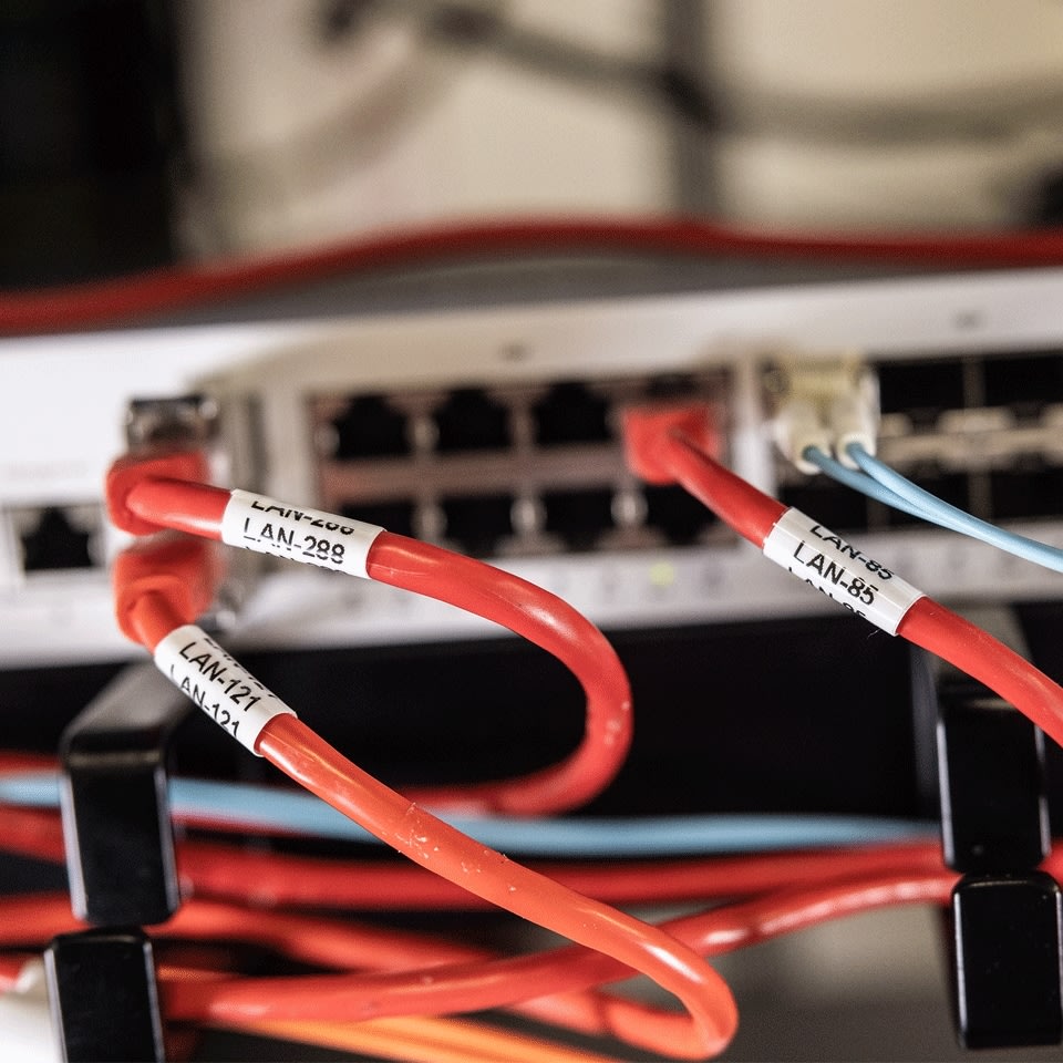 Brother PT-E720BT Cube Pro Etikettskrivare, 24 mm