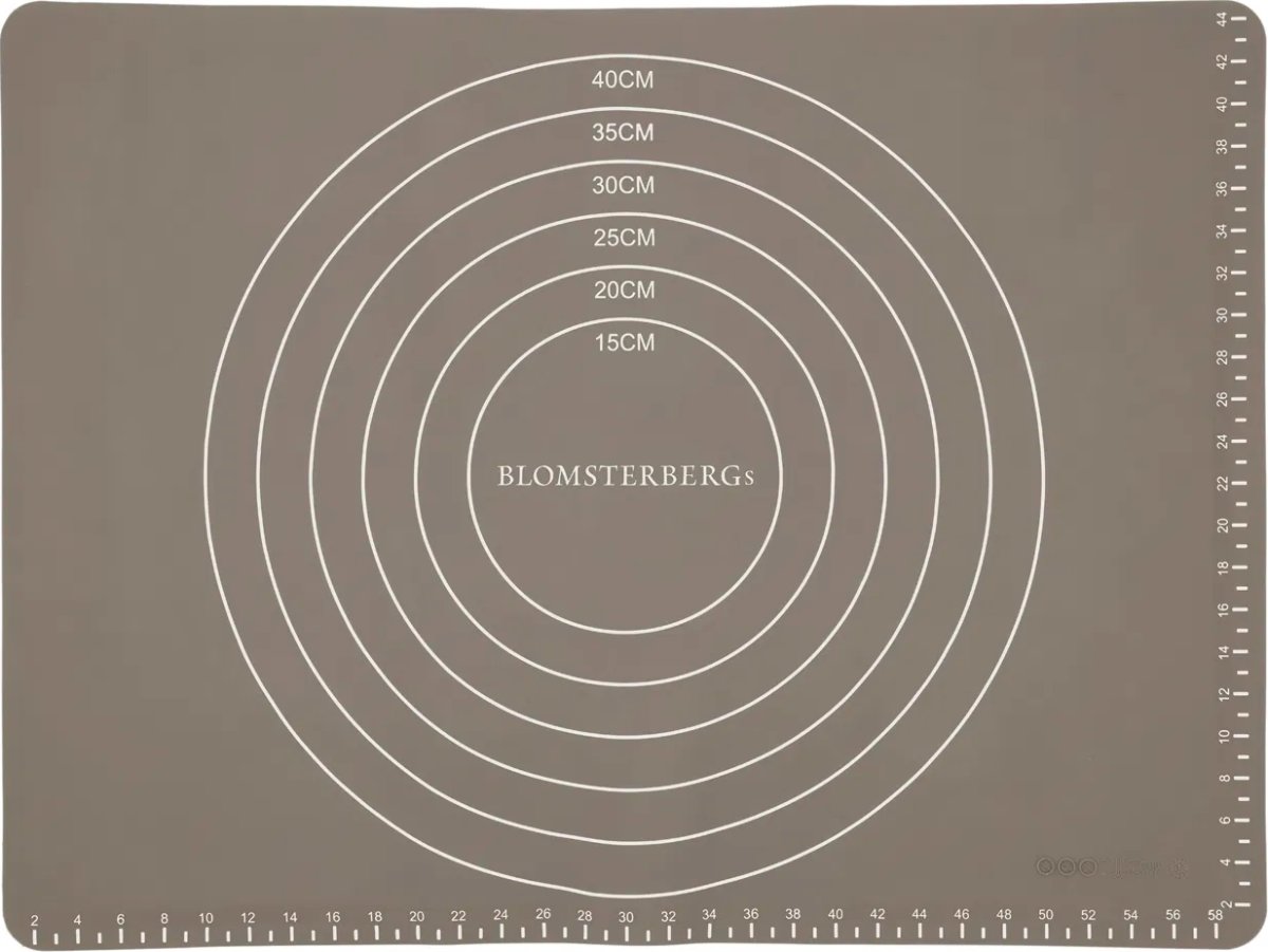 Blomsterbergs Bakunderlag m/mått, 45 x 60cm, latte