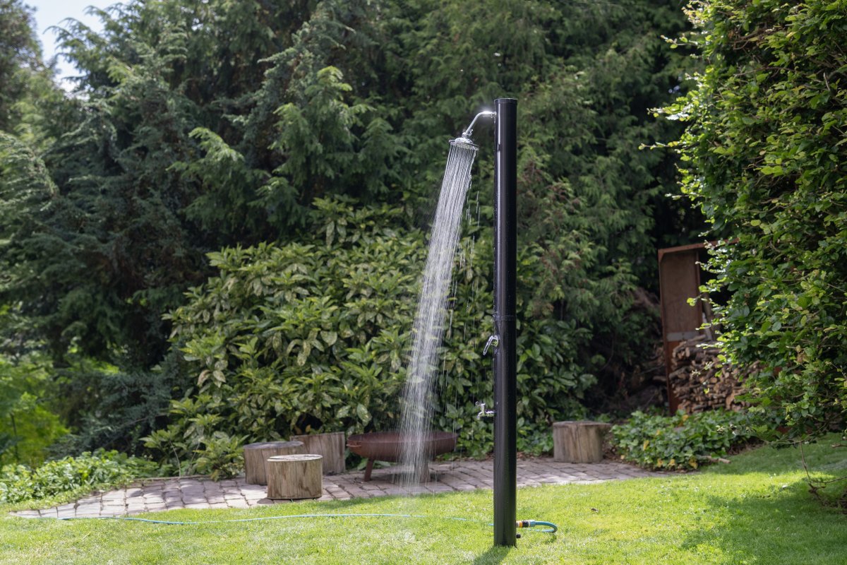 CapableX Soluppvärmd utomhusdusch