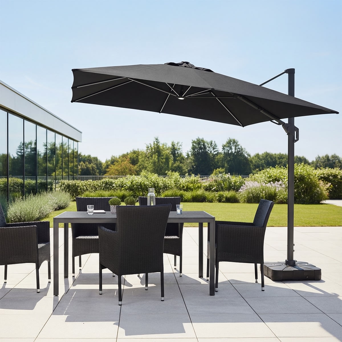 Hängparasoll 3,5x3,5m,fot,med hjul,lock,LED,svart