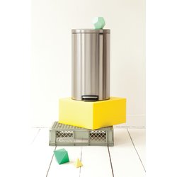 Brabantia Flatback Pedalspand 40 liter, mat stål