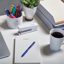 Dymo D1 etikettband 9mm, svart på klar