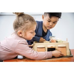 Dantoy BIO garage med 4 bilar