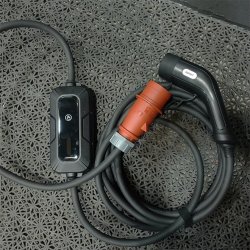 Avant bärbar laddare elbil, 11kw/16a cee-kontakt