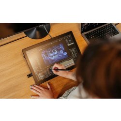 Wacom Display Cintiq 16 (2025), svart