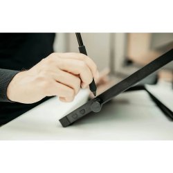 Wacom Display Cintiq 24 (2025), svart