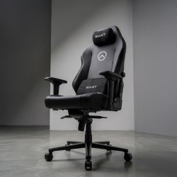 GIANT Pro Gamerstol, svart