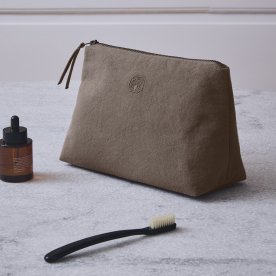 Georg Jensen Damask All Necessär, valnöt