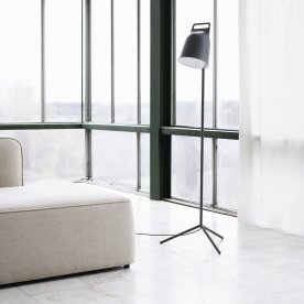 Normann Copenhagen Stage golvlampa, grå