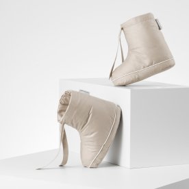 Georg Jensen Damask Cloud Strumpor L/XL, sand